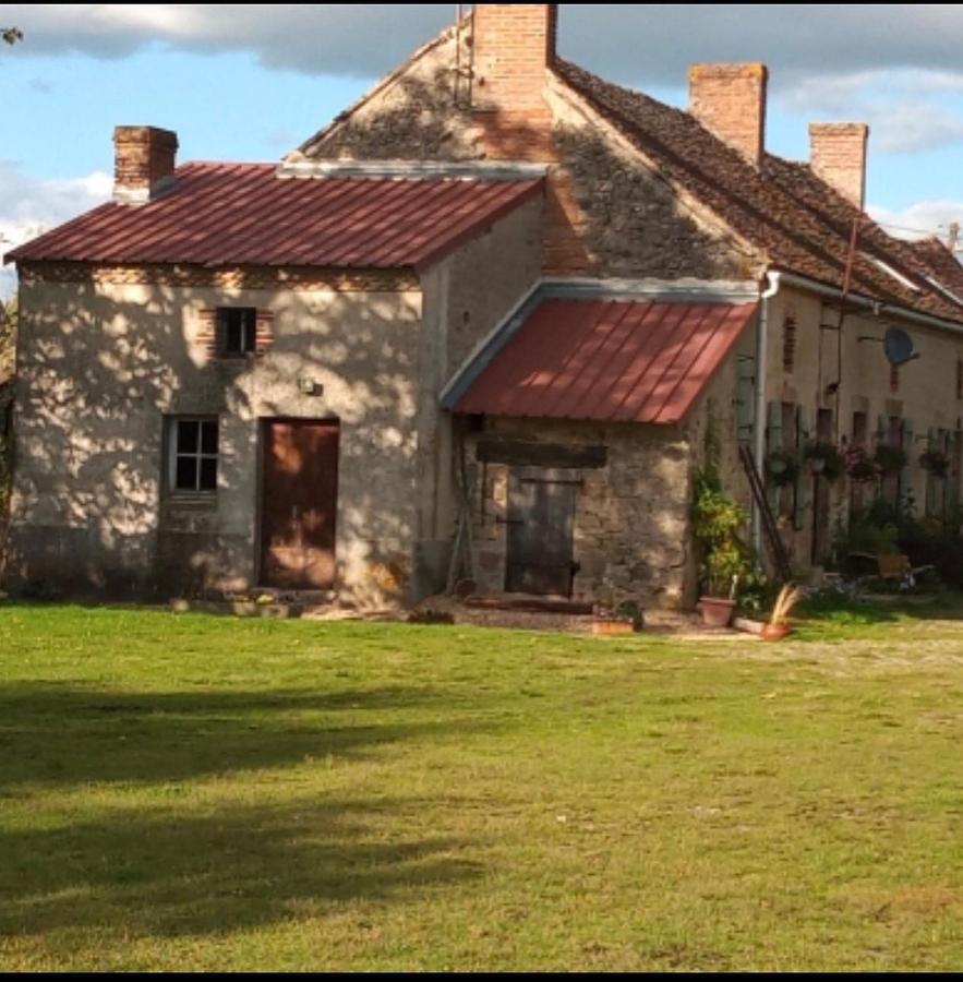 By The Wayside Villa Lussac-Les-Eglises Екстериор снимка